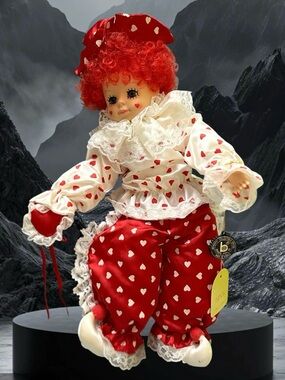 BRINN’S calendar limited edition Red Heart-Print Clown Doll